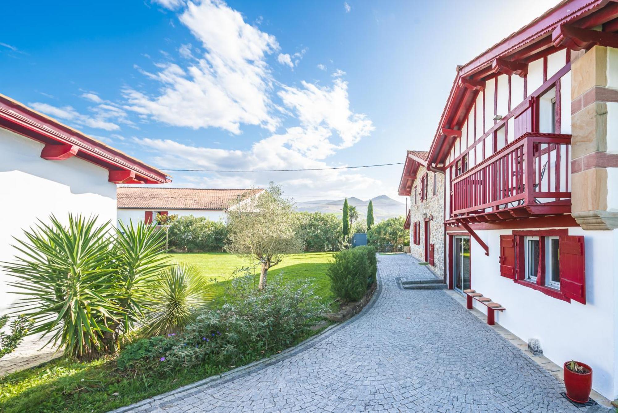 Maison Muruzabal Etxea Espelette Exteriör bild